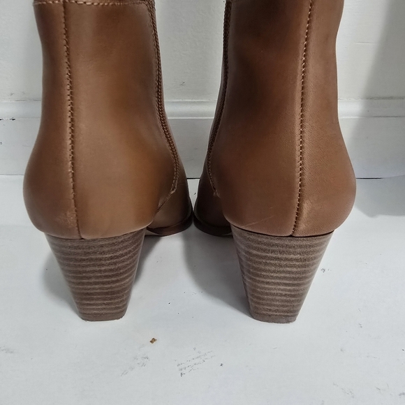 Vince Camuto Buttercup Golden walnuts brown knee high boots with blocked heel - Picture 8 of 11